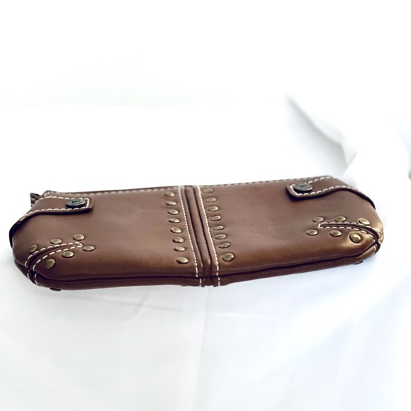 Michael Michael Kors Astor Wristlet w/Studs - Picture 3 of 8